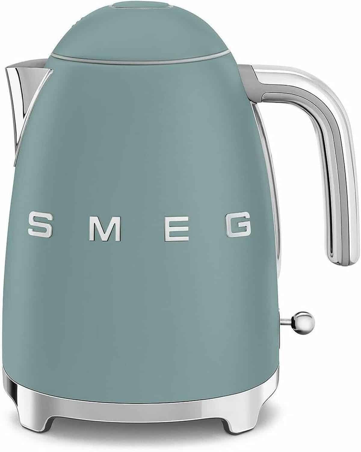 Test de la bouilloire sans fil KLF03EGMEU 2400W 1.7L