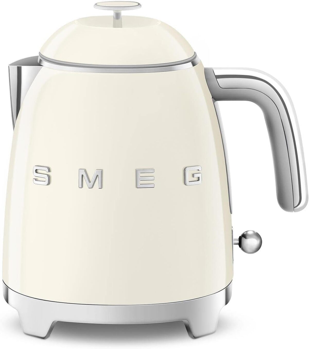Test : bouilloire Smeg KLF05CREU 0, 8 L, compacte et design