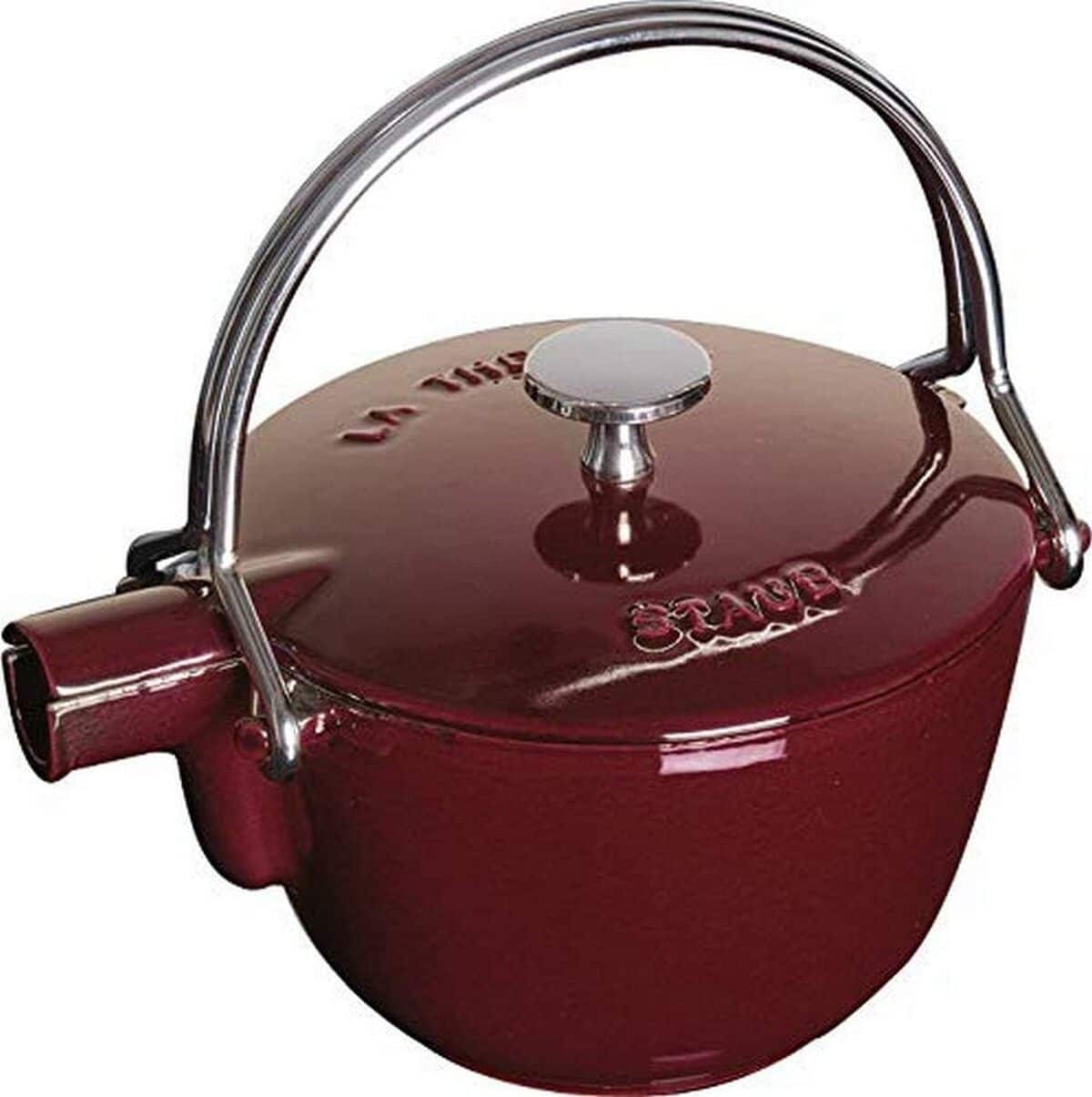 Test : théière en fonte STAUB, ø 21 cm, grenadine