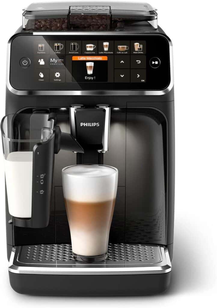Test de la machine expresso Philips Série 5400 : mousseur à lait LatteGo et 12 spécialités