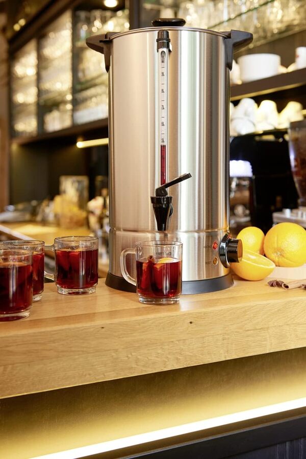 METRO Professional Bouilloire GWB1010, convient également pour vin chaud, distributeur de vin chaud, 10 l, 65 tasses, 1300 W, protection contre la surchauffe, fonction maintien au chaud, paroi