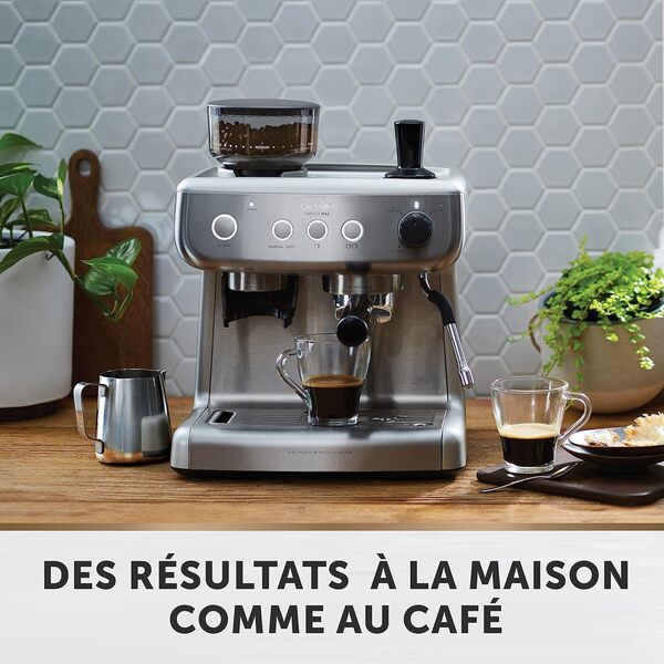 Breville Barista Max Machine à café/machine à expresso | Semi-automatique avec moulin broyeur à grain intégré, buse à vapeur pour faire mousser le lait & pompe italienne de 15 bars [VCF126X]