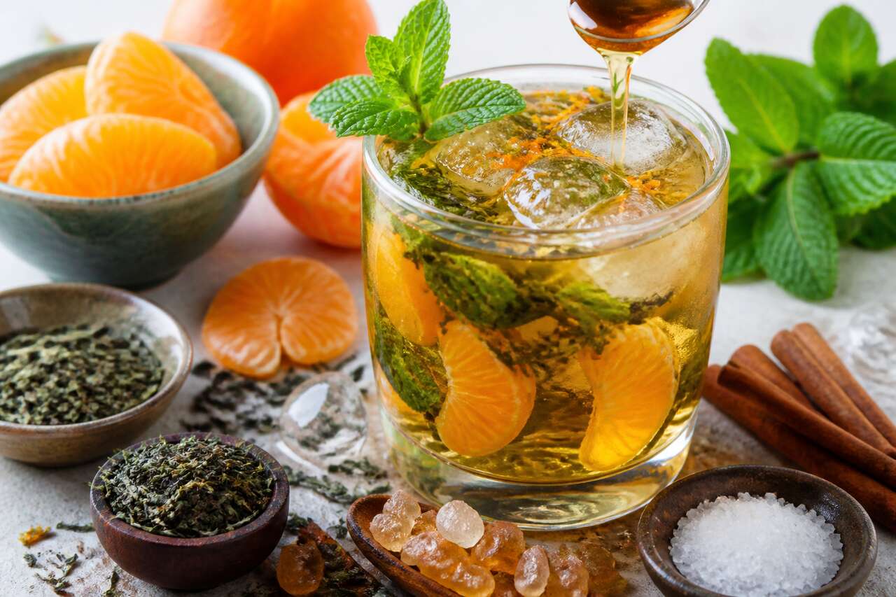 Recette de thé vert à la menthe et aux mandarines