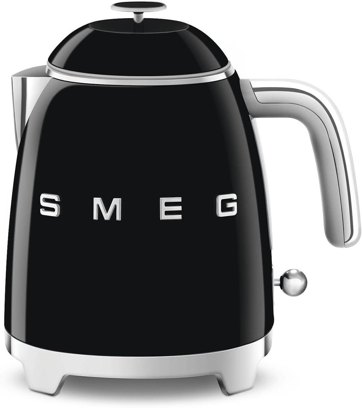 Test de la petite bouilloire Smeg KLF05BLEU 1400W : performance et design noir