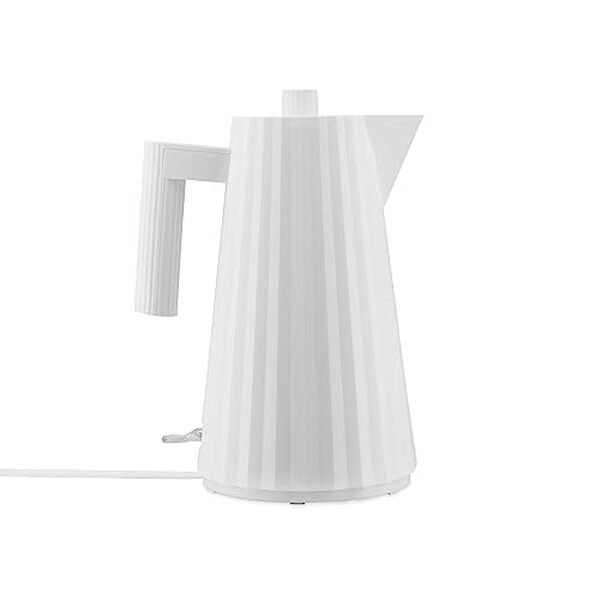 Découvrez notre test détaillé de la bouilloire Alessi Plissé MDL06 W : design iconique, puissance et fonctionnalités pour votre cuisine. 